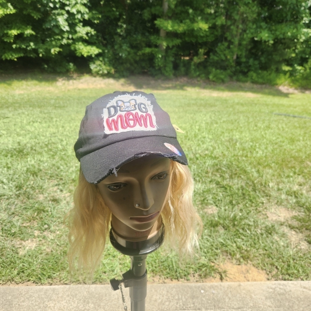 Dog Mom Embroidered Black Cap